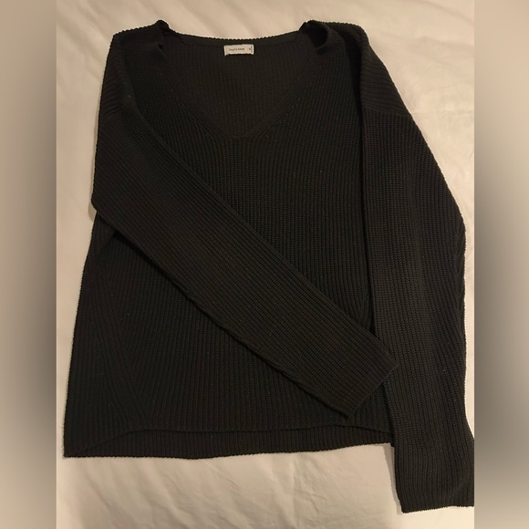 Gentle Fawn Sweater - Picture 2 of 4